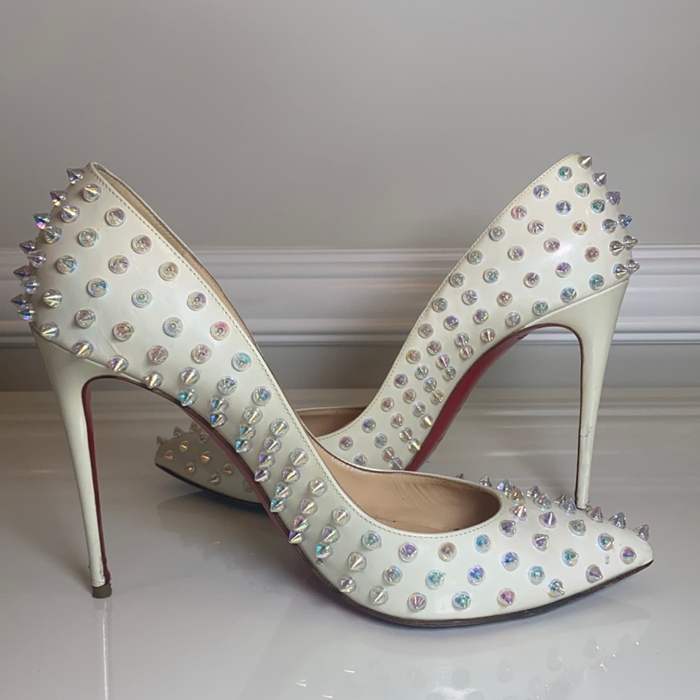 Christian Louboutin White pump Iridescent spike
